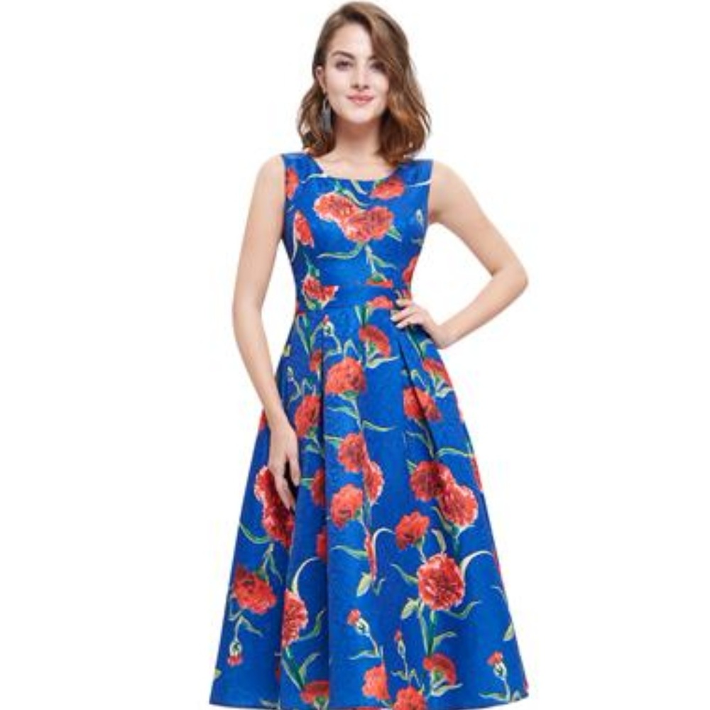 Gorgeous blue dress with flowers Size 14